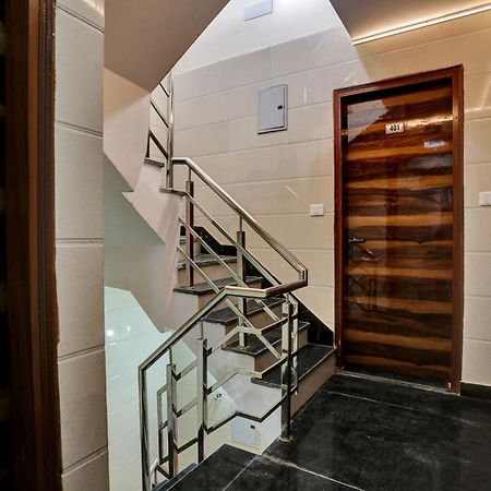 Hotel O Metro Height'S Near Nangloi Railway Metro Station Delhi  Bagian luar foto