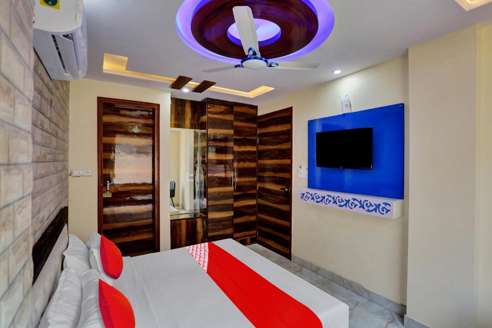 Hotel O Metro Height'S Near Nangloi Railway Metro Station Delhi  Bagian luar foto