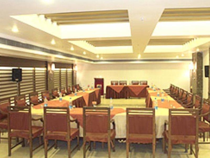 Hotel O Metro Height'S Near Nangloi Railway Metro Station Delhi  Bagian luar foto