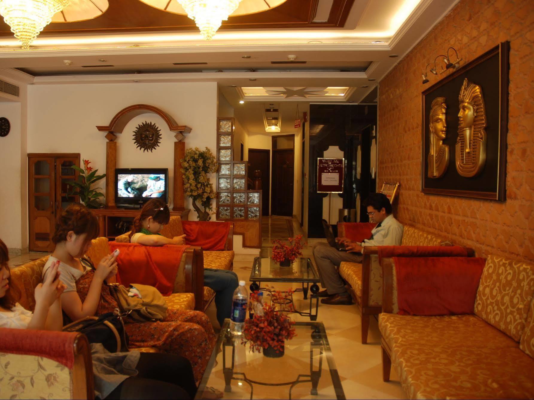 Hotel O Metro Height'S Near Nangloi Railway Metro Station Delhi  Interior foto